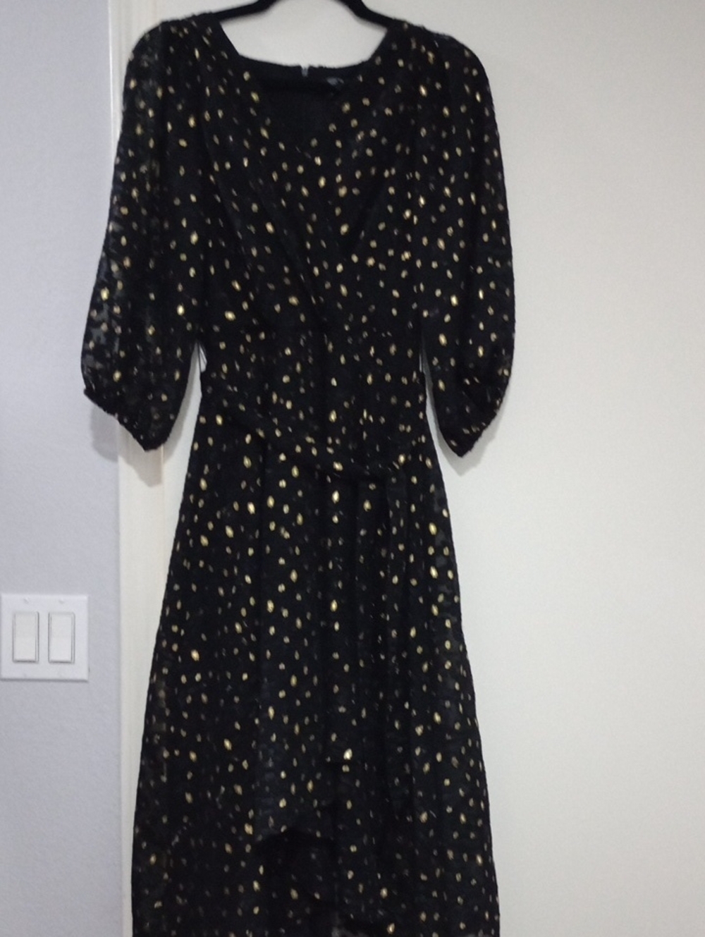 DKNY Black Sparkly/Festive/Holiday Dress with Metallic Gold Polka Dots Size 6